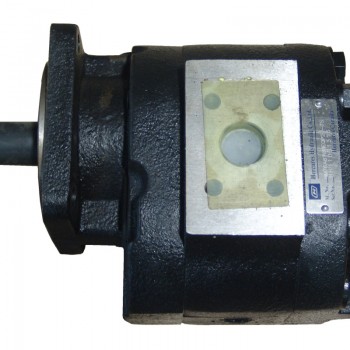 马达，压路机配件，洛建机械、国机洛建、洛阳牌、工程机械配件