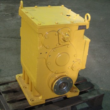 变速箱，洛建机械、国机洛建、洛阳牌通用变速箱、压路机配件、