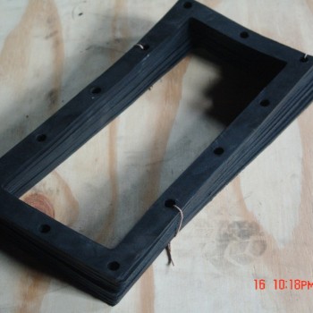 橡胶垫，洛建机械、压路机配件，国机洛建、洛阳牌、工程机械配件